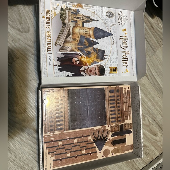 Harry Potter Hogwarts Great Hall 3D Puzzle - Picture 3 of 10